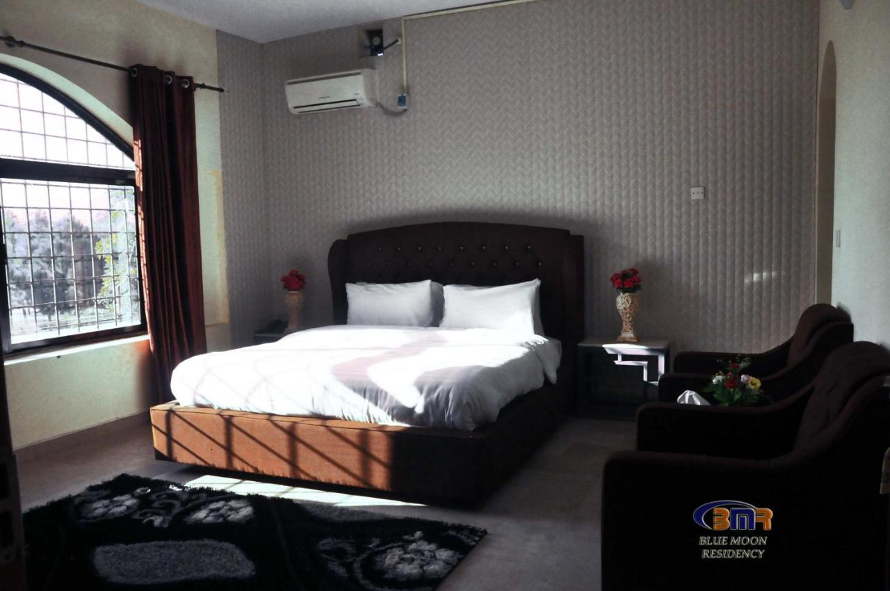 Blue Moon Residency Hotel Islamabad Bagian luar foto