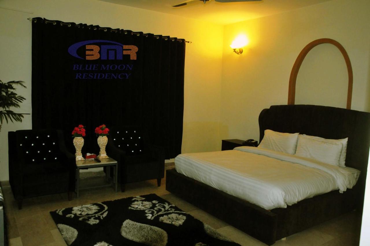 Blue Moon Residency Hotel Islamabad Bagian luar foto