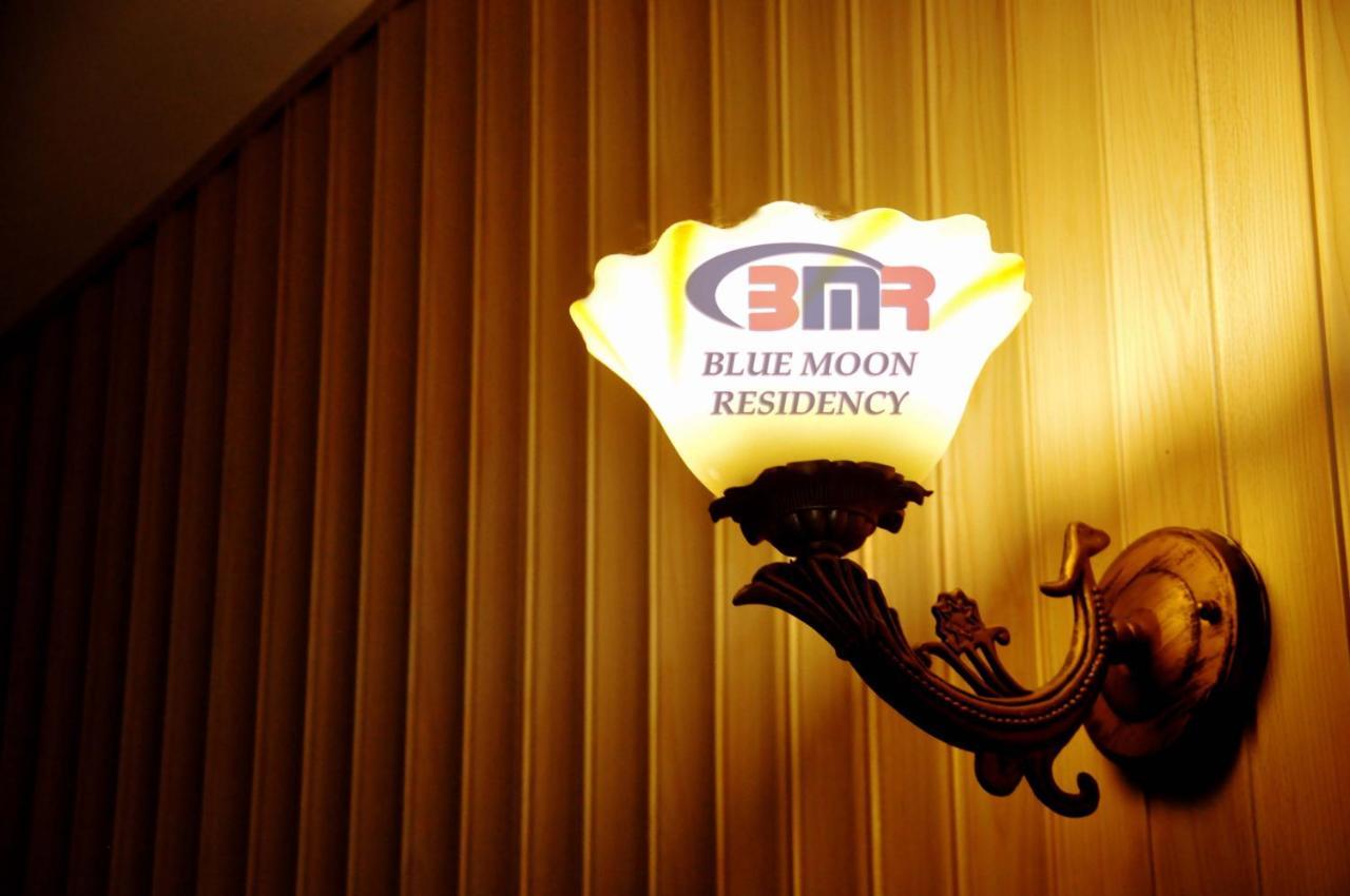 Blue Moon Residency Hotel Islamabad Bagian luar foto